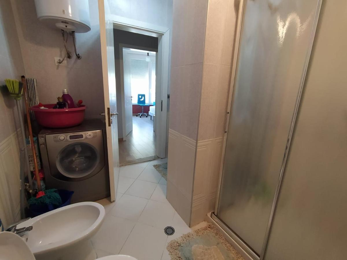 Mia'S Sea View Apartment 골렘 외부 사진